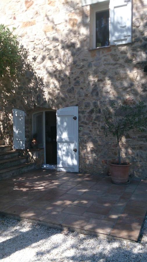 Le Clos Sous Le Chemin Seillans Eksteriør billede